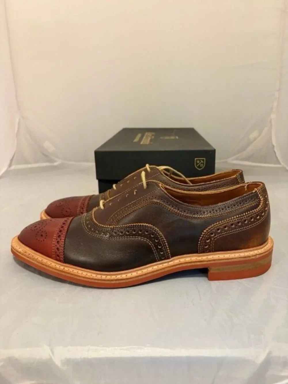Allen Edmonds Rudolph Brown Leather Oxford Wingtip Mens dress shoe size 9.5 10